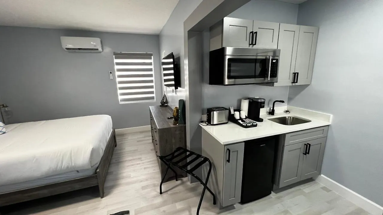 Oceano Suites Daytona Beach Hotel