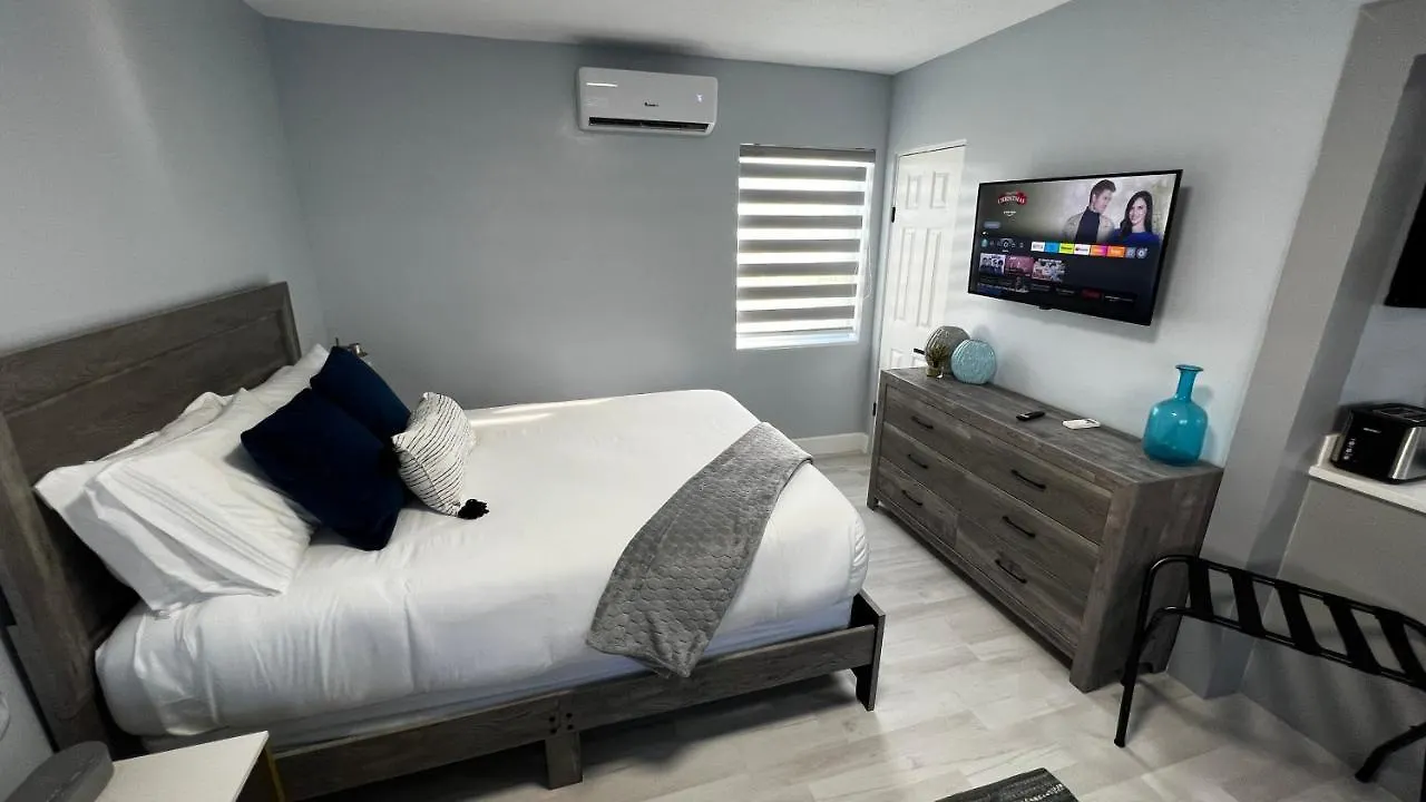 Oceano Suites Daytona Beach