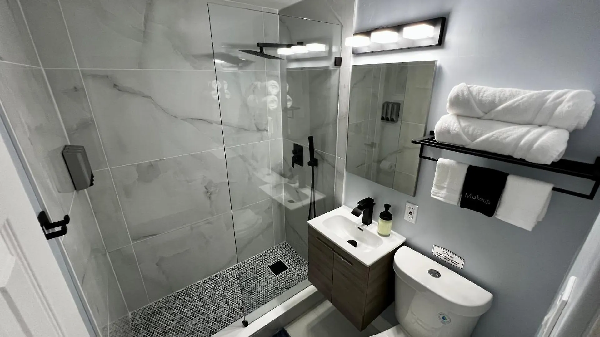 Oceano Suites Daytona Beach Hotel