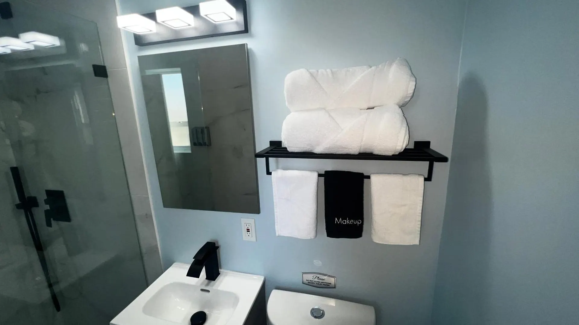 Oceano Suites Daytona Beach Hotel
