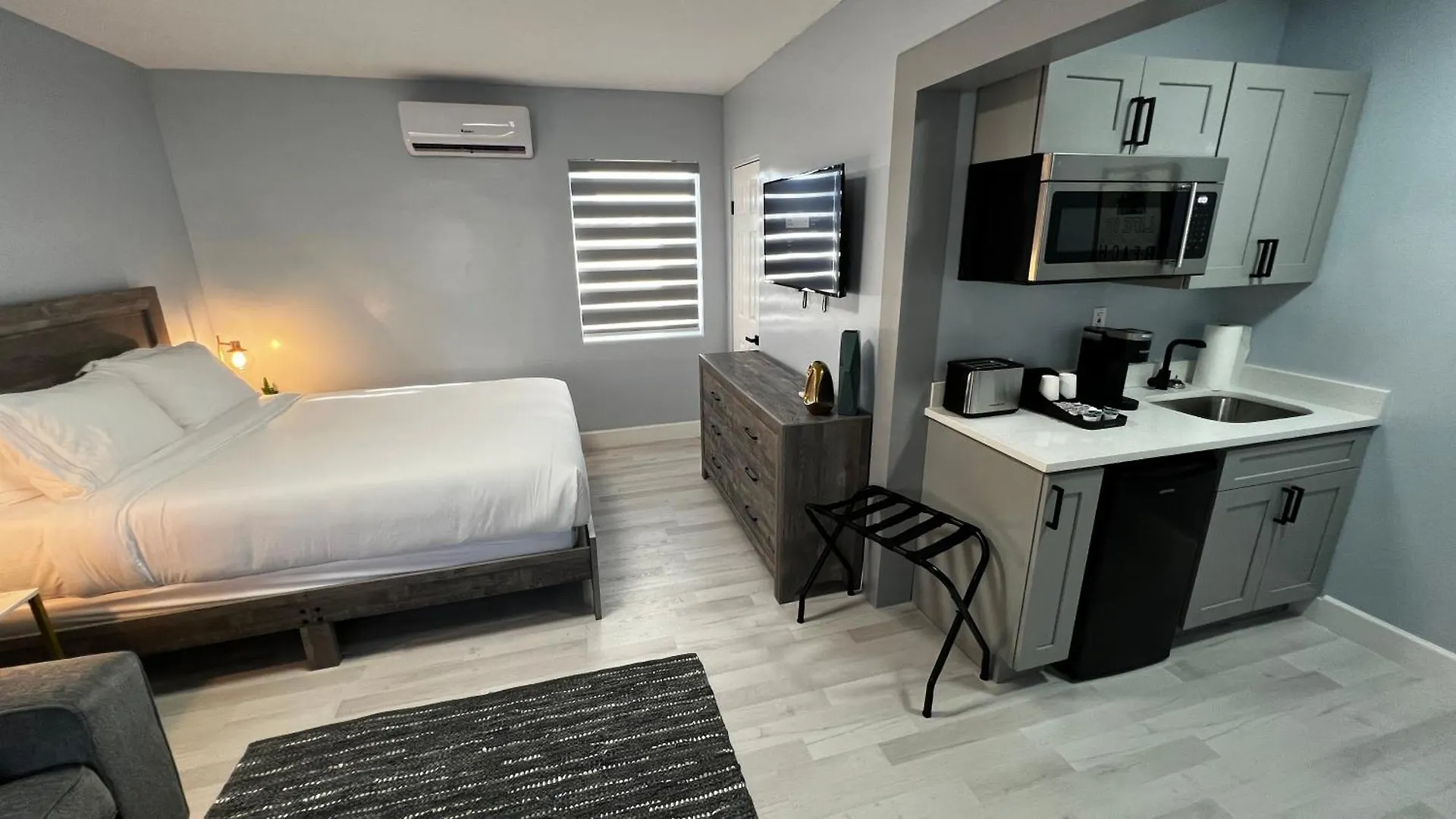 Hotel Oceano Suites Daytona Beach